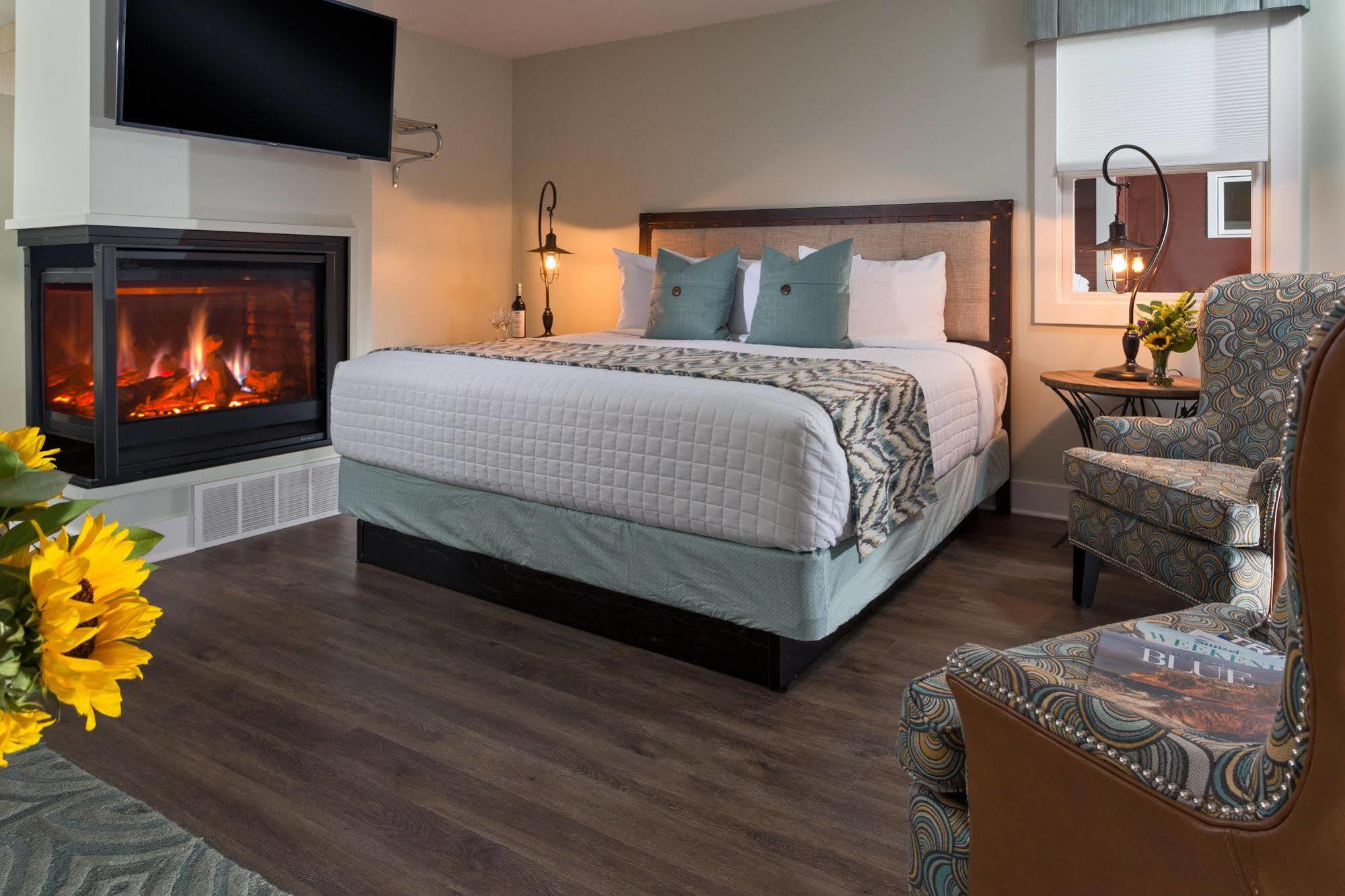 The Hotel Saugatuck - Adults Only Bagian luar foto